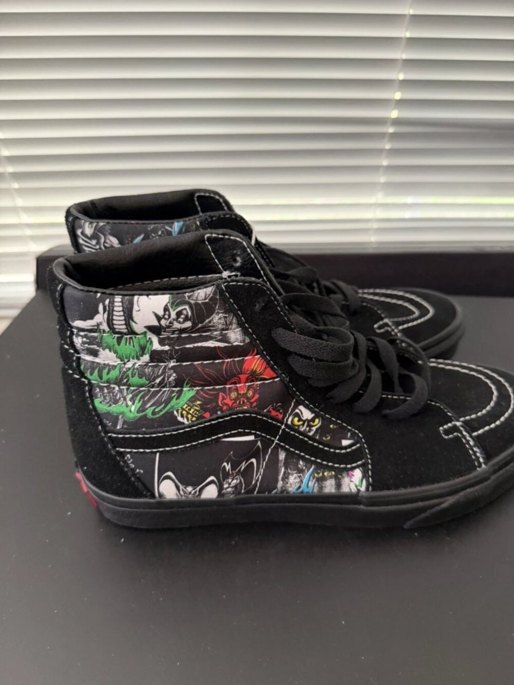 NEW Vans x Disney Sk8-Hi 100 Villains Black Men 7.5 Women 9 Disney 100 Years